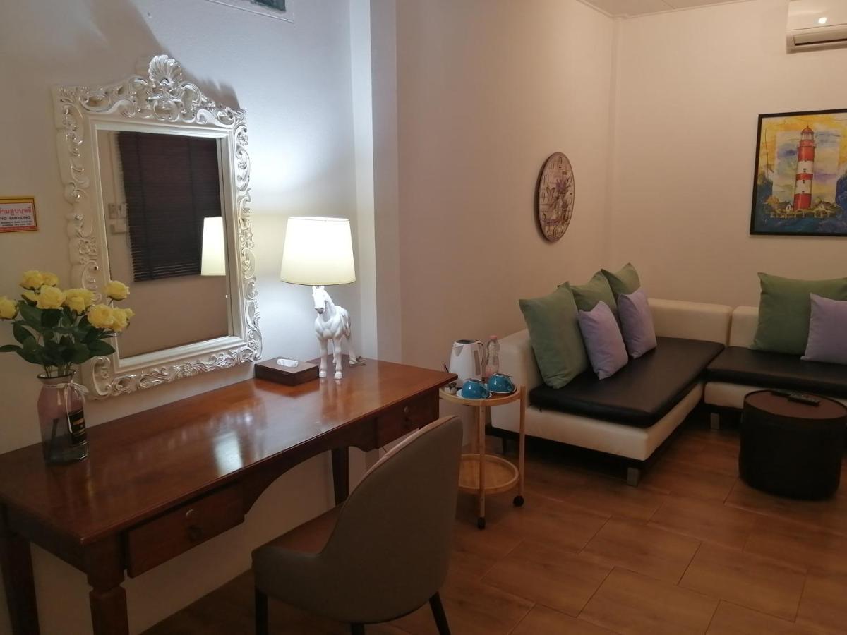 Rynn Hotel Trat Kültér fotó