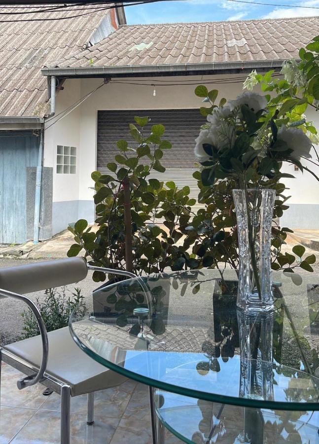 Rynn Hotel Trat Kültér fotó