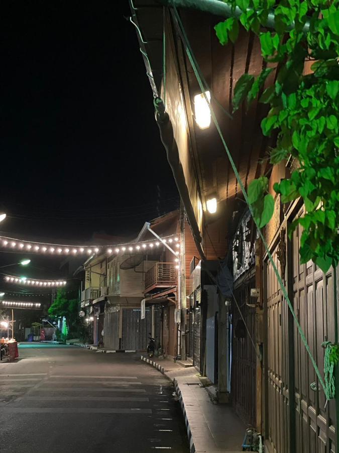 Rynn Hotel Trat Kültér fotó